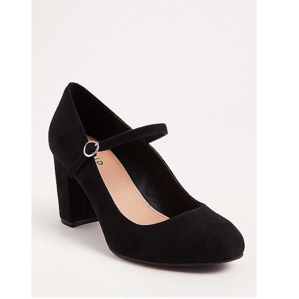 Black Mary Jane Heeled Pumps